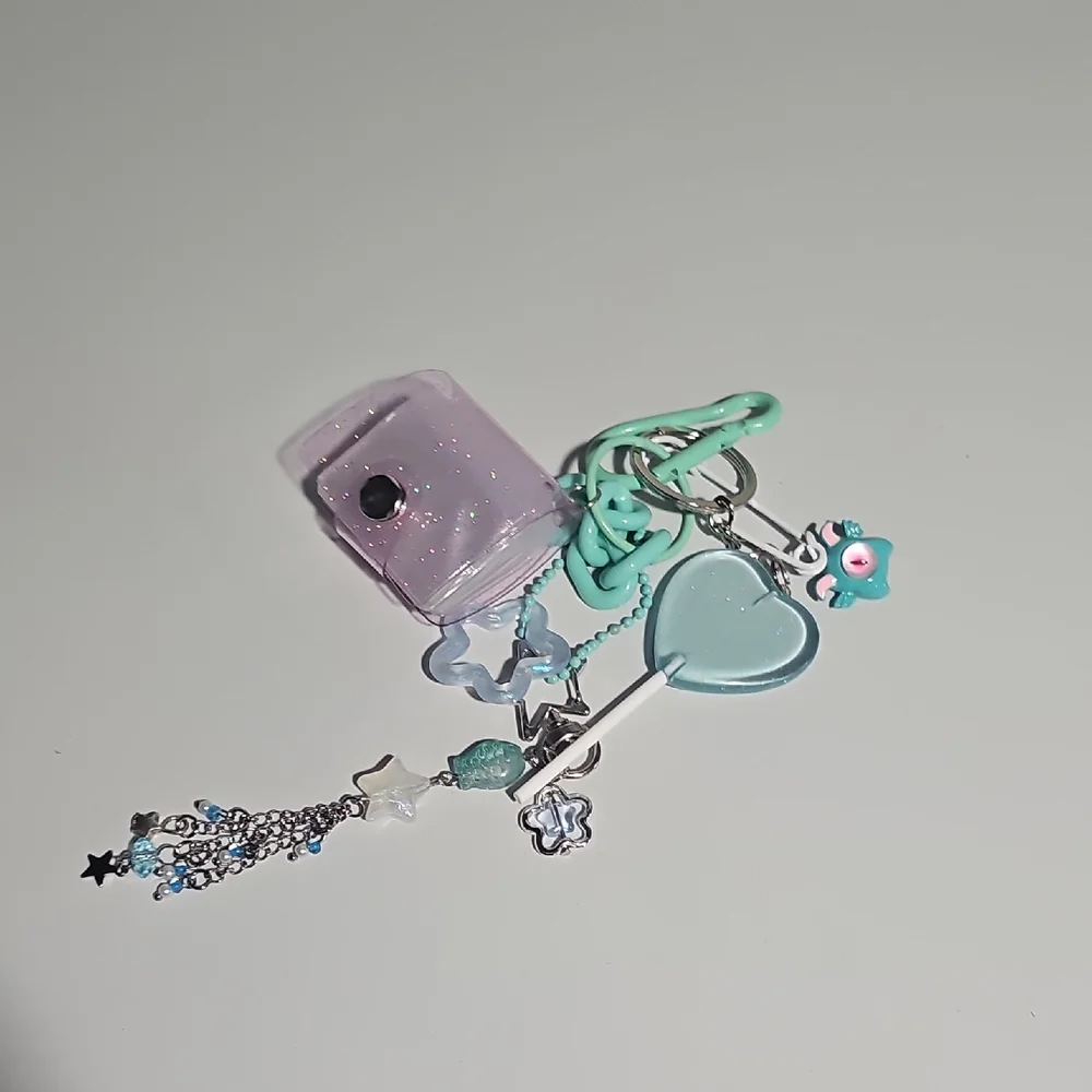 POP MART- The Monsters- Have a Seat Labubu Plush Pendant Keychain - Picture 7 of 8